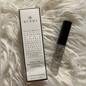 NIB g Avant Hyaluronic Acid Replenishing Lip Serum, Full Size 0.29 oz / 8.5 mL,